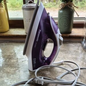 Panasonic NI-M300TV 1500W Titanium-Coated Soleplate Steam/Dry Iron (Violet)
